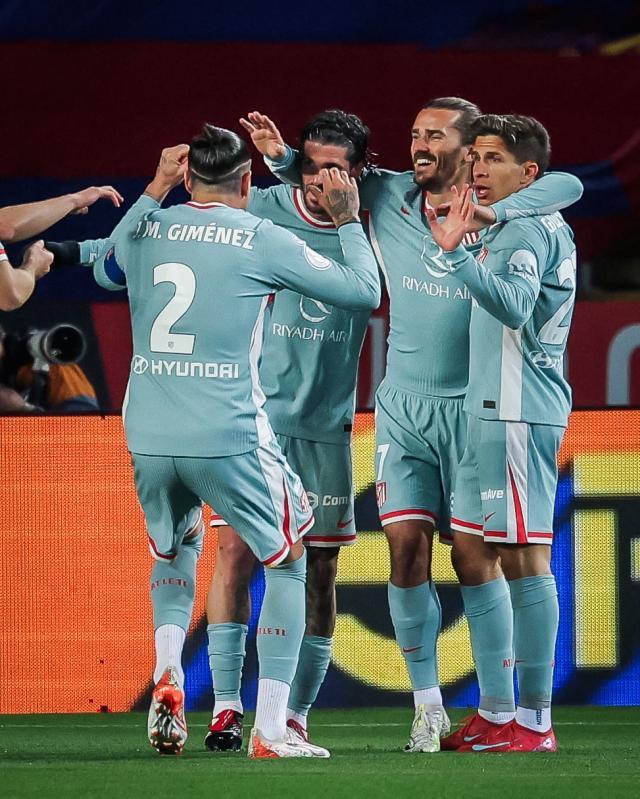 竞技宝电竞-一头一尾各丢2球葬送好局，巴萨后防必须及时调整