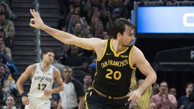 竞技宝移动-底薪球员成勇士最大惊喜 科尔直言萨里奇值得高薪